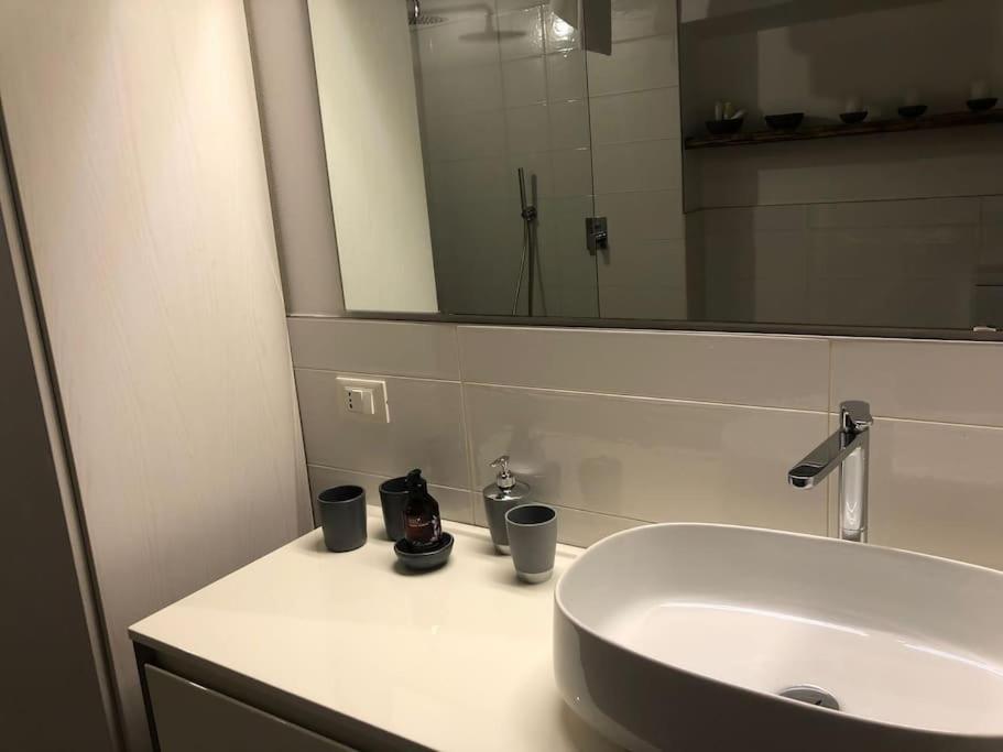 La Petite Maison - Two-Room Apartment Bergame Extérieur photo
